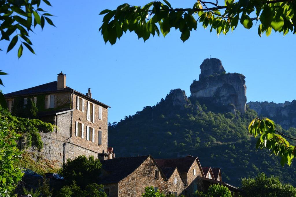 Ermitage De Peyreleau Bed & Breakfast Exterior photo